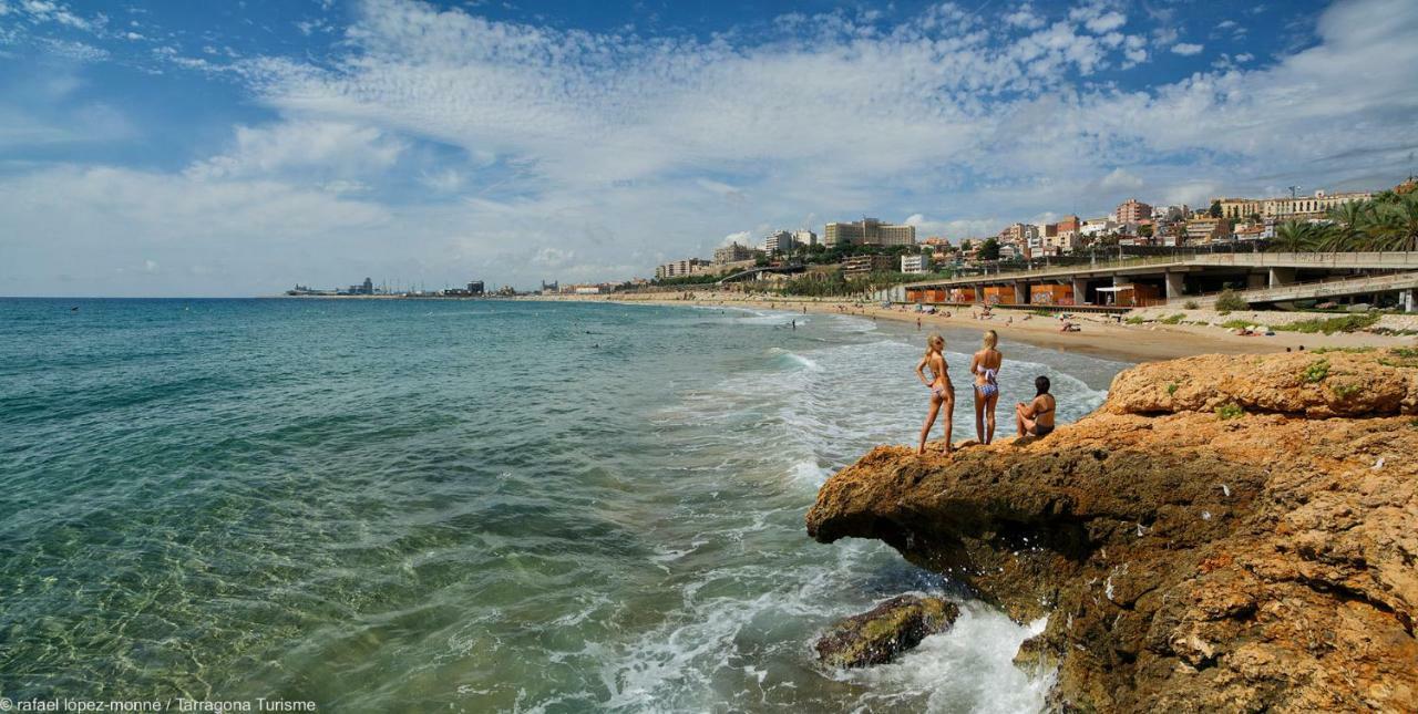 Tarragona Ciudad, El Serrallo AP-3 Exterior foto