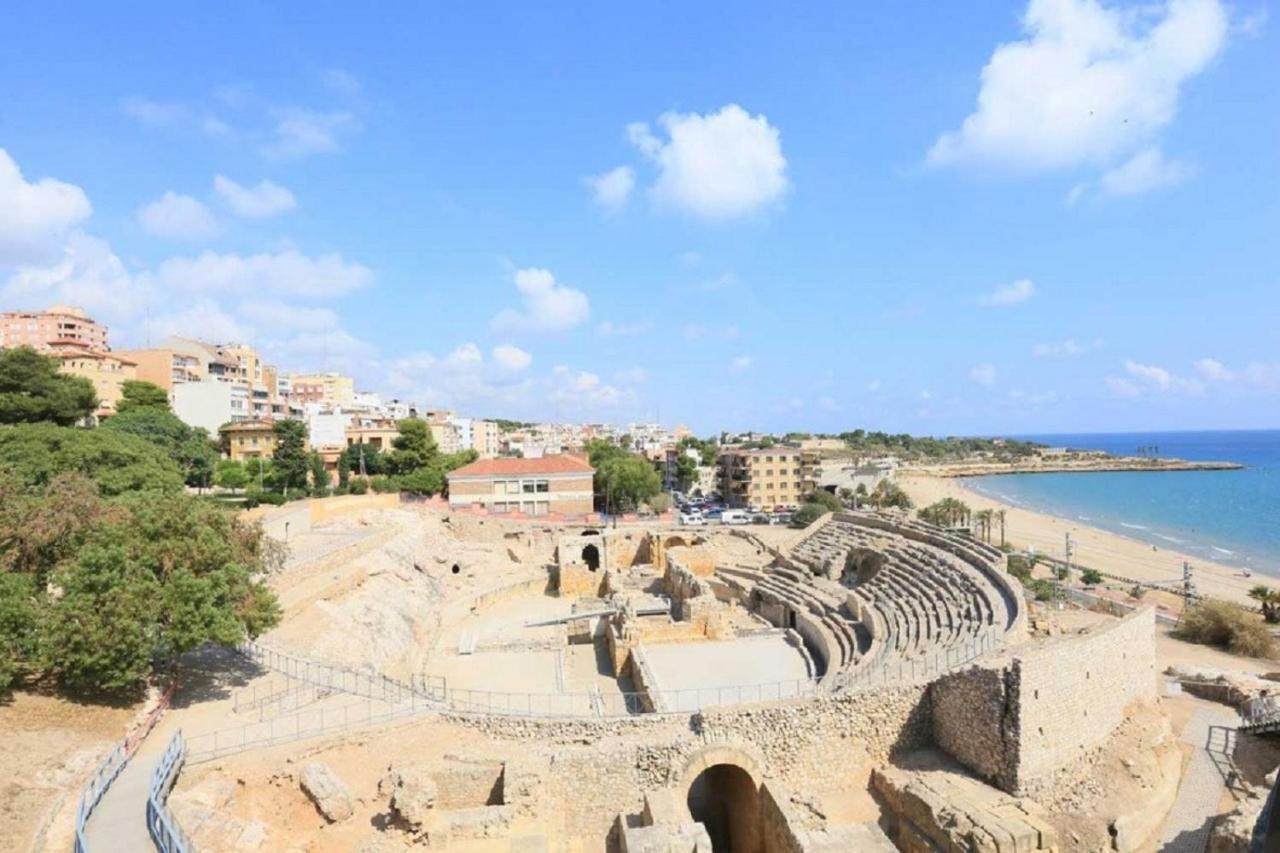 Tarragona Ciudad, El Serrallo AP-3 Exterior foto